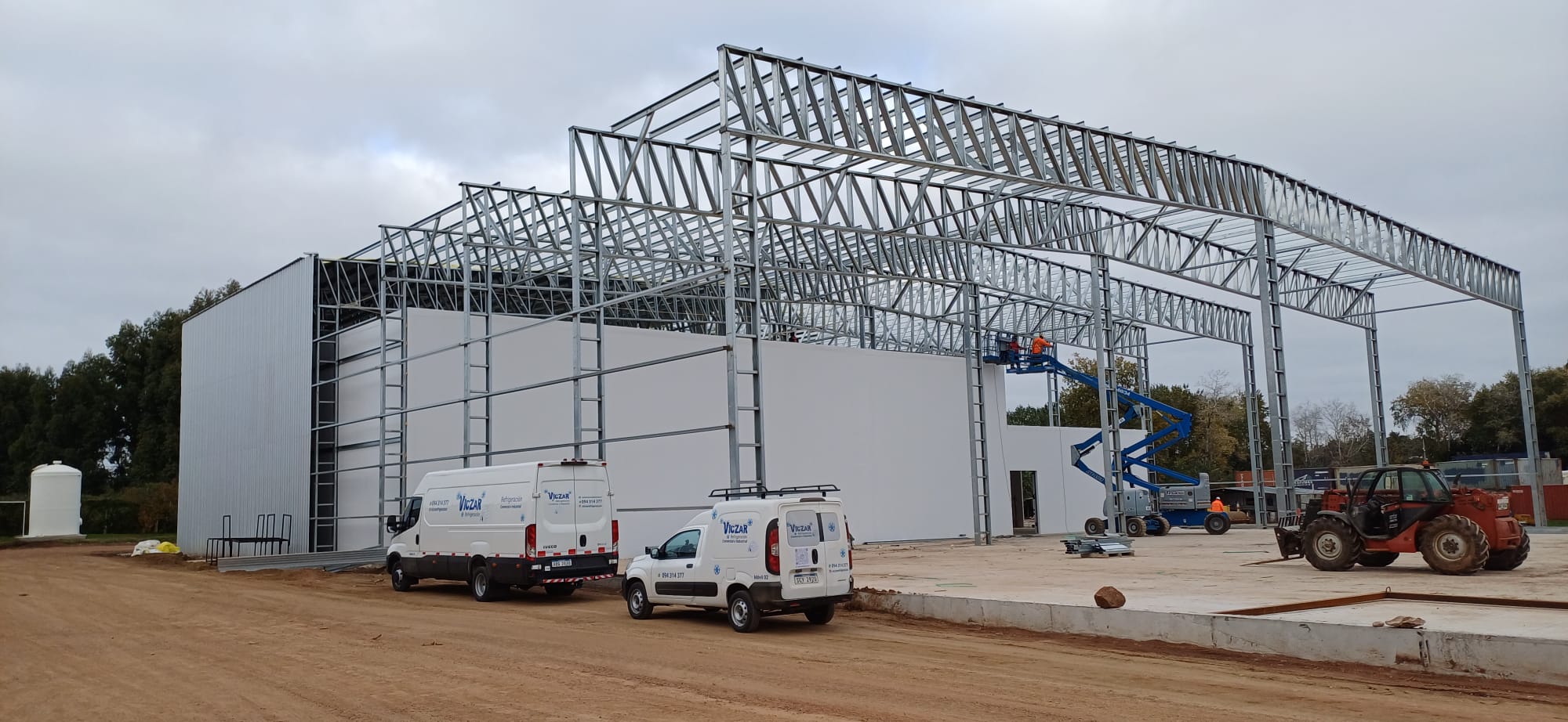 Instalación de sistema de refrigeración comercial