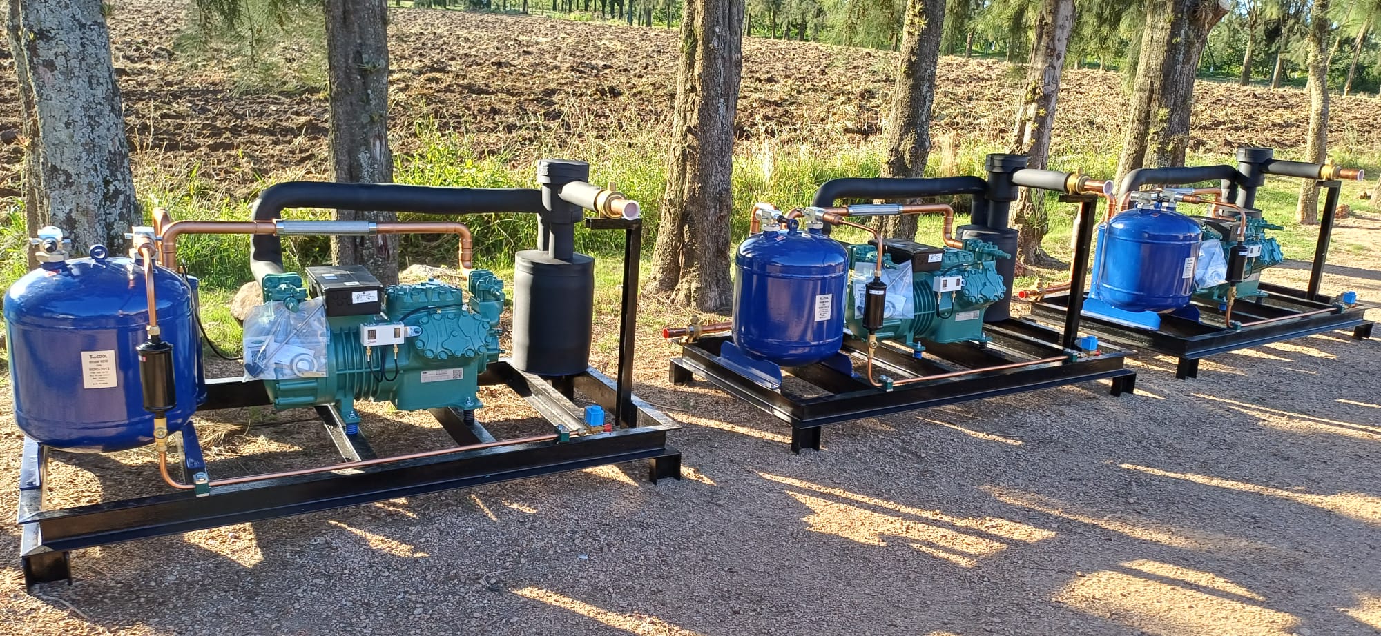 Equipo de refrigeración comercial instalado por VICZAR
